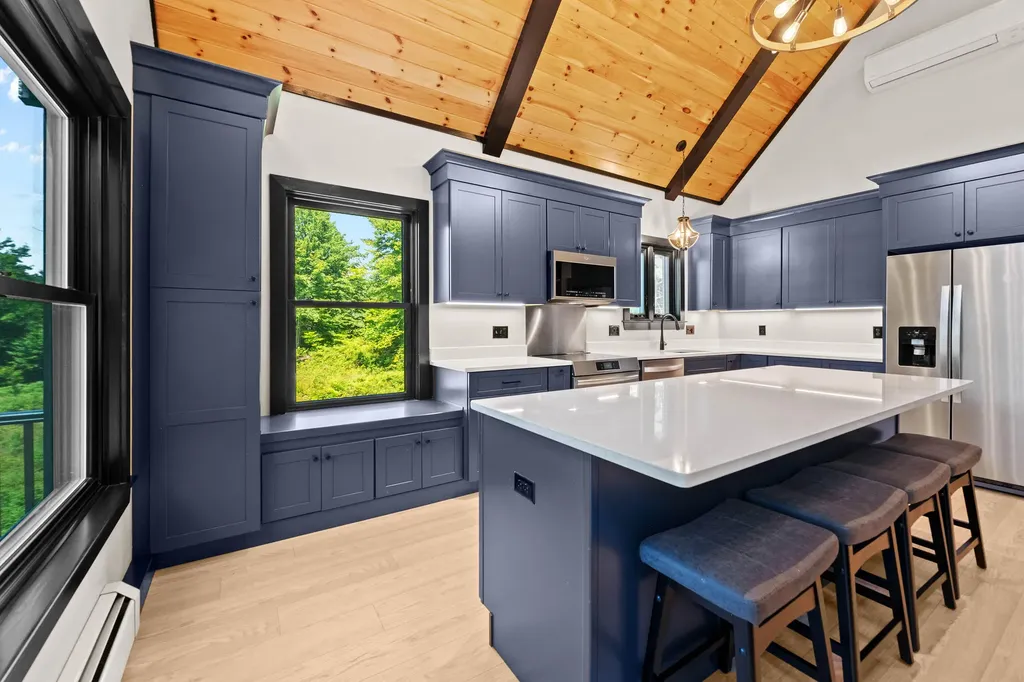 16 Dundee Lane Bridgton ME 04009
