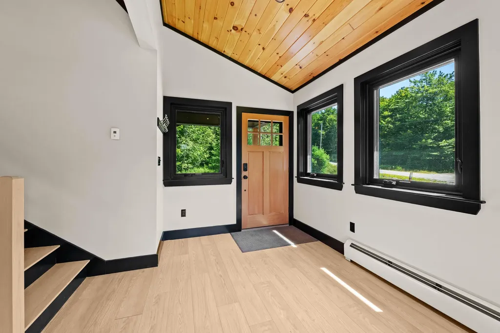 16 Dundee Lane Bridgton ME 04009