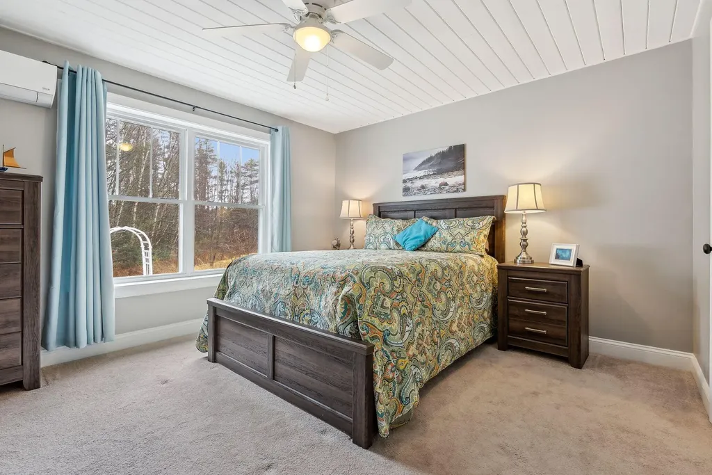 18 Hickory Drive Wiscasset ME 04578