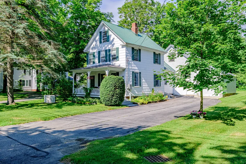 509 Paris Hill Road Paris ME 04281