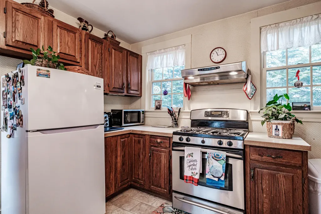 509 Paris Hill Road Paris ME 04281