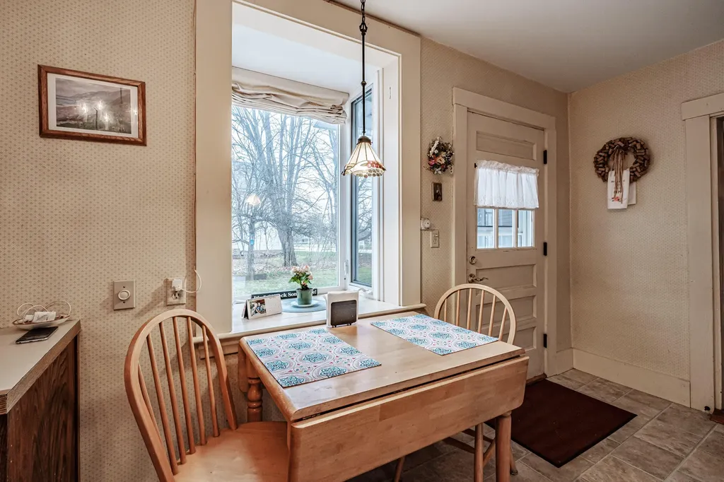 509 Paris Hill Road Paris ME 04281