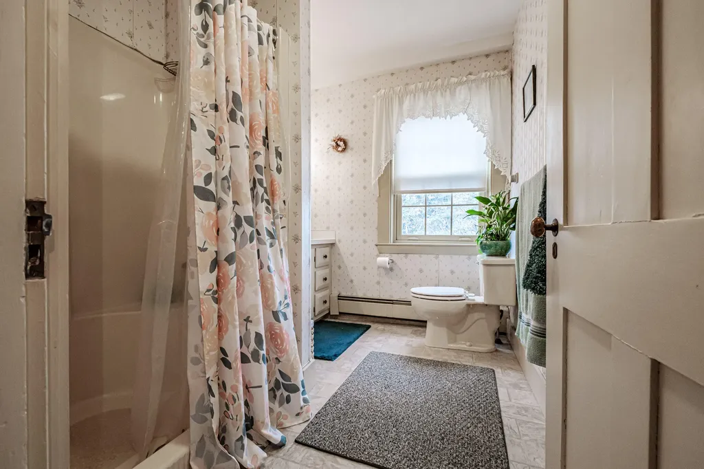 509 Paris Hill Road Paris ME 04281