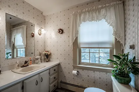 509 Paris Hill Road Paris ME 04281