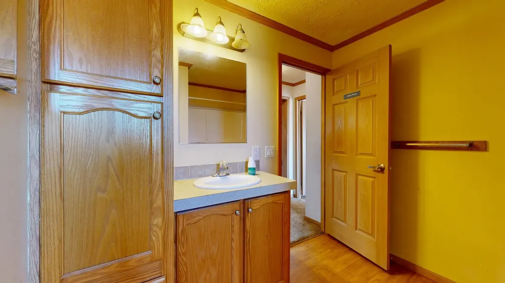515 Main Street Richmond ME 04357