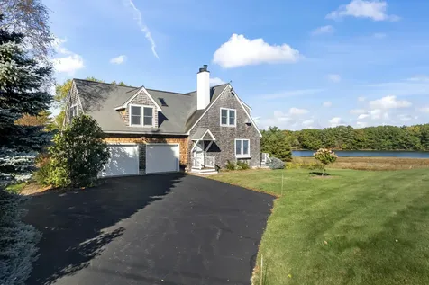 28 Riverwood Drive York ME 03909