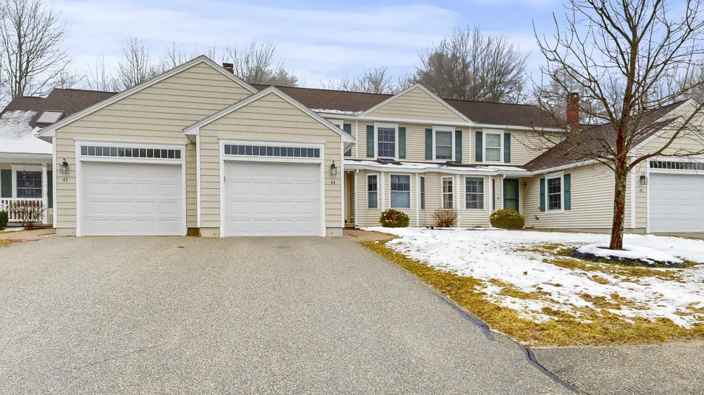 44 Signature Drive Brunswick ME 04011