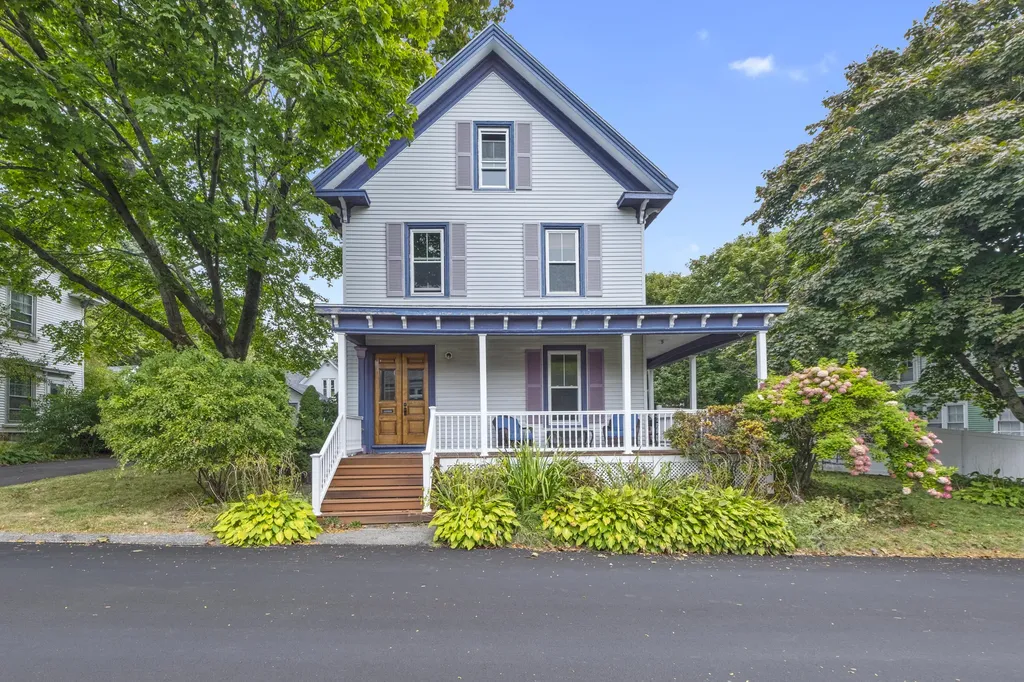 11 Beech Street Rockland ME 04841