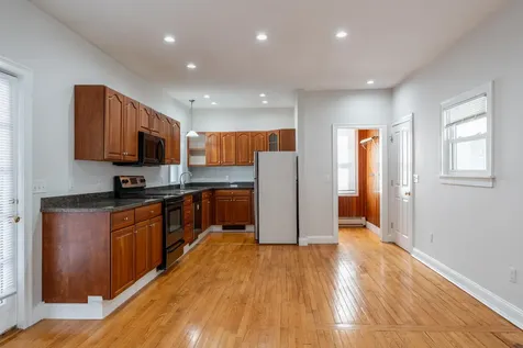 347 Ocean Street South Portland ME 04106