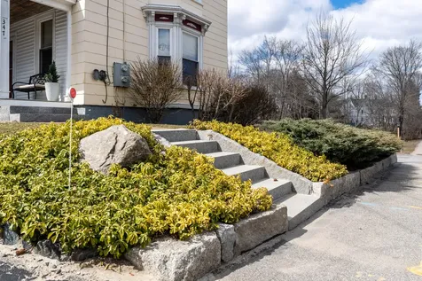 347 Ocean Street South Portland ME 04106