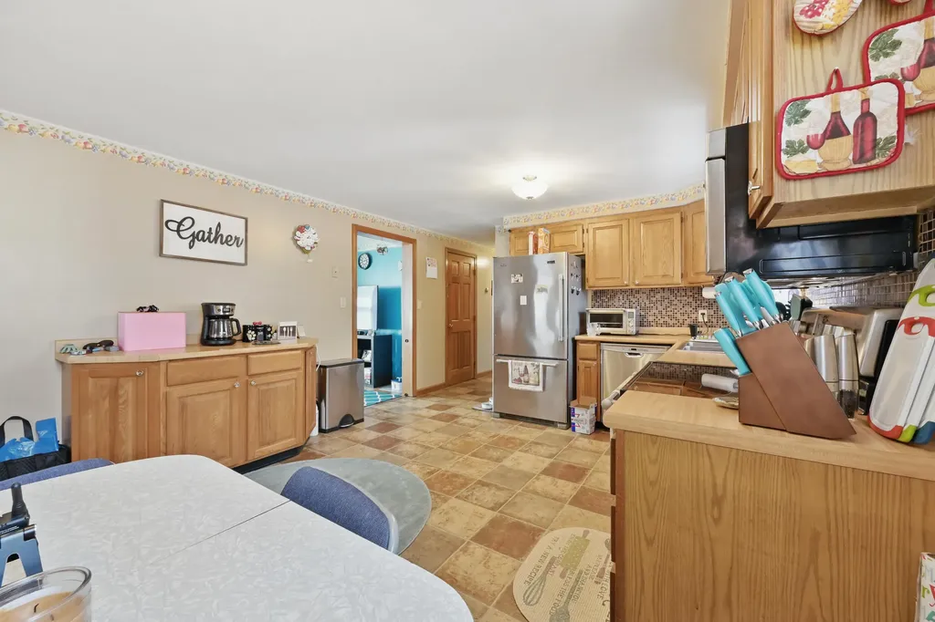 40 Saint James Street Skowhegan ME 04976
