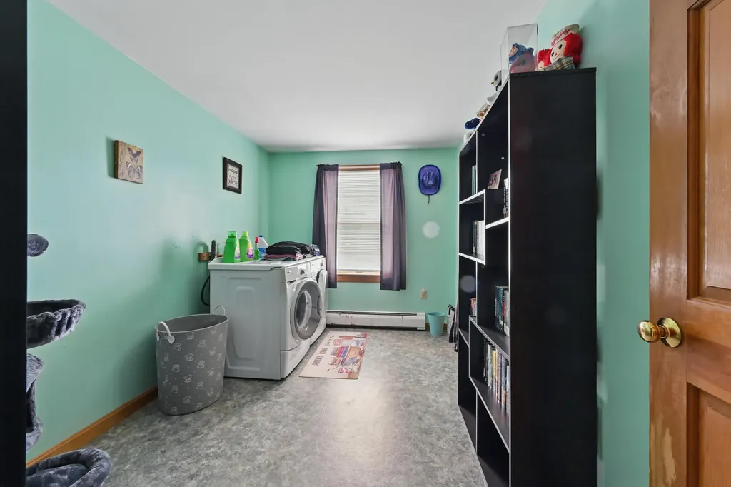 40 Saint James Street Skowhegan ME 04976