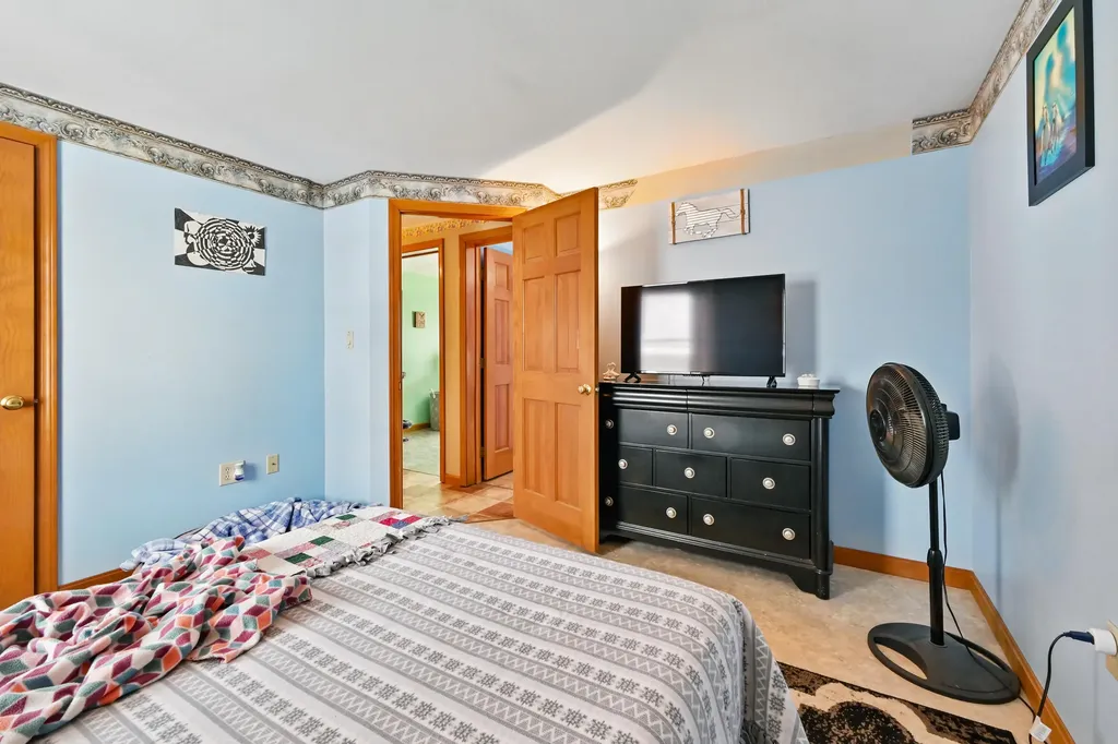 40 Saint James Street Skowhegan ME 04976