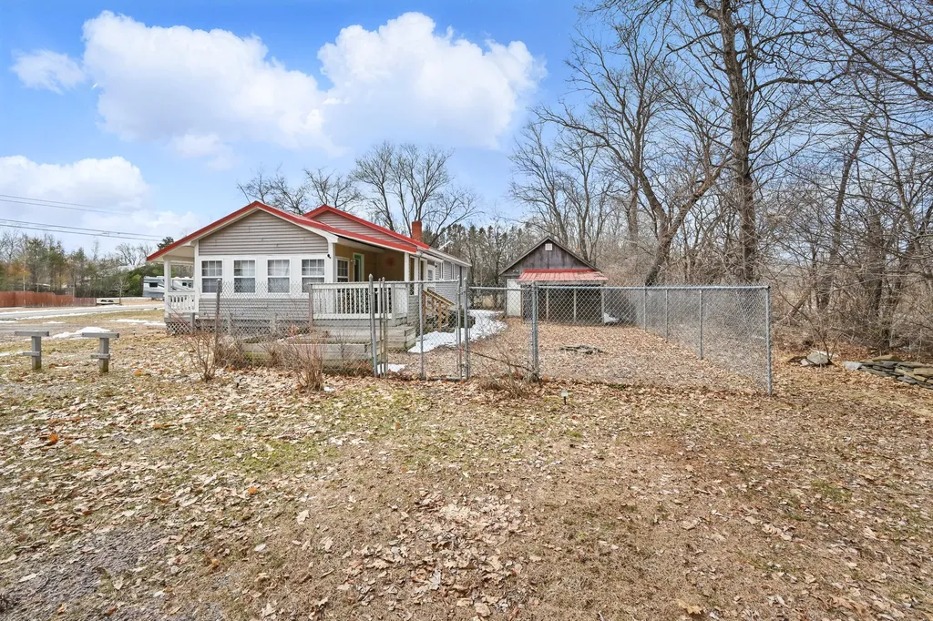 40 Saint James Street Skowhegan ME 04976