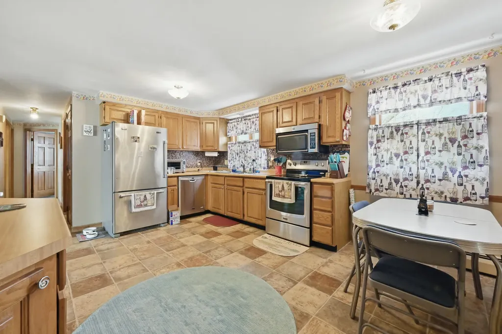40 Saint James Street Skowhegan ME 04976