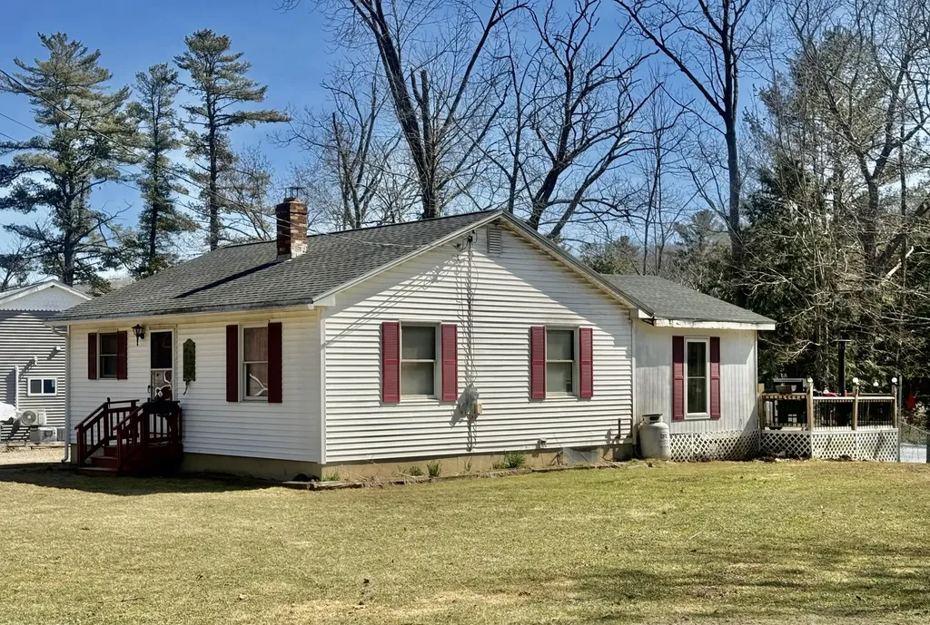 3 Rogers Road Orrington ME 04474