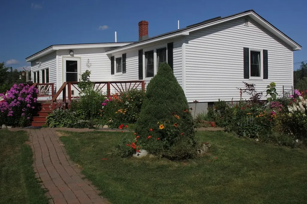 369 Main Street East Machias ME 04630