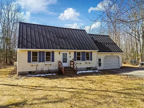 76 Wesley Road Unity ME 04988