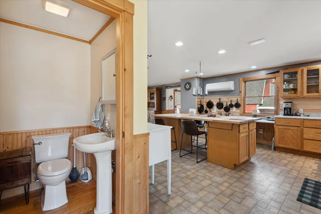 35 Nutting Lane Trenton ME 04605