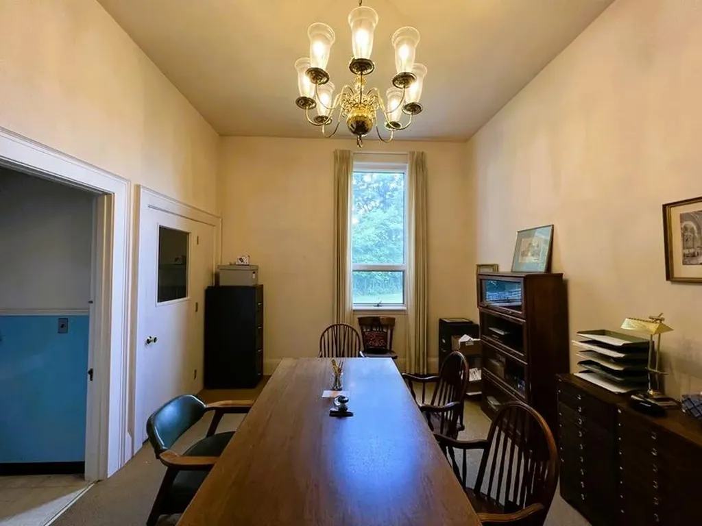 2 Howard Street Augusta ME 04330