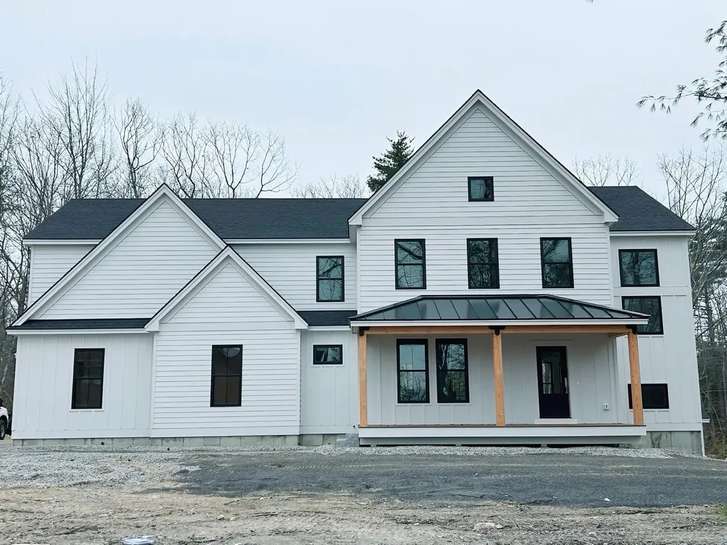 5 Red Oak Drive Falmouth ME 04105