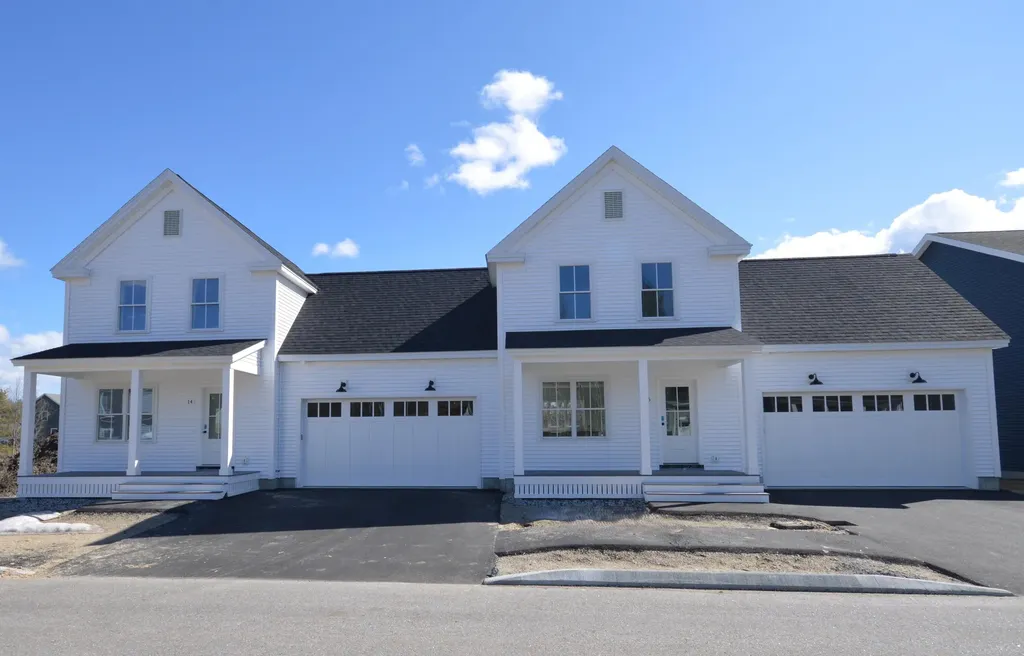 16 Holbrook Farms Way Scarborough ME 04074