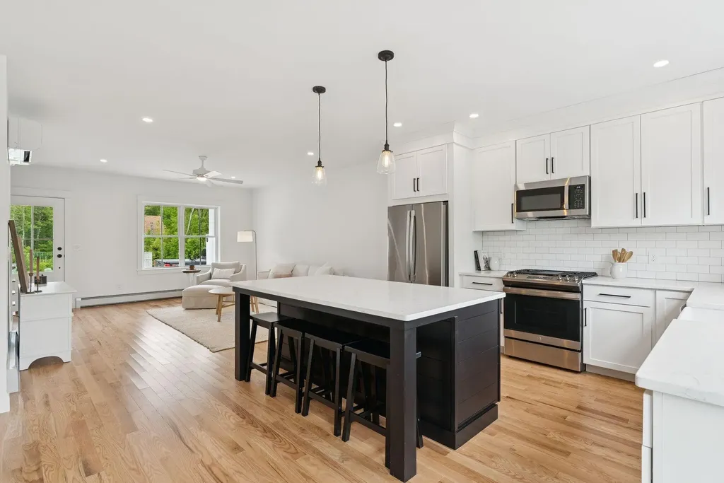 16 Holbrook Farms Way Scarborough ME 04074