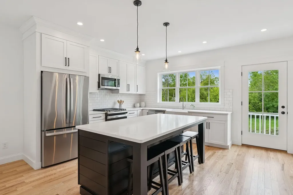 16 Holbrook Farms Way Scarborough ME 04074