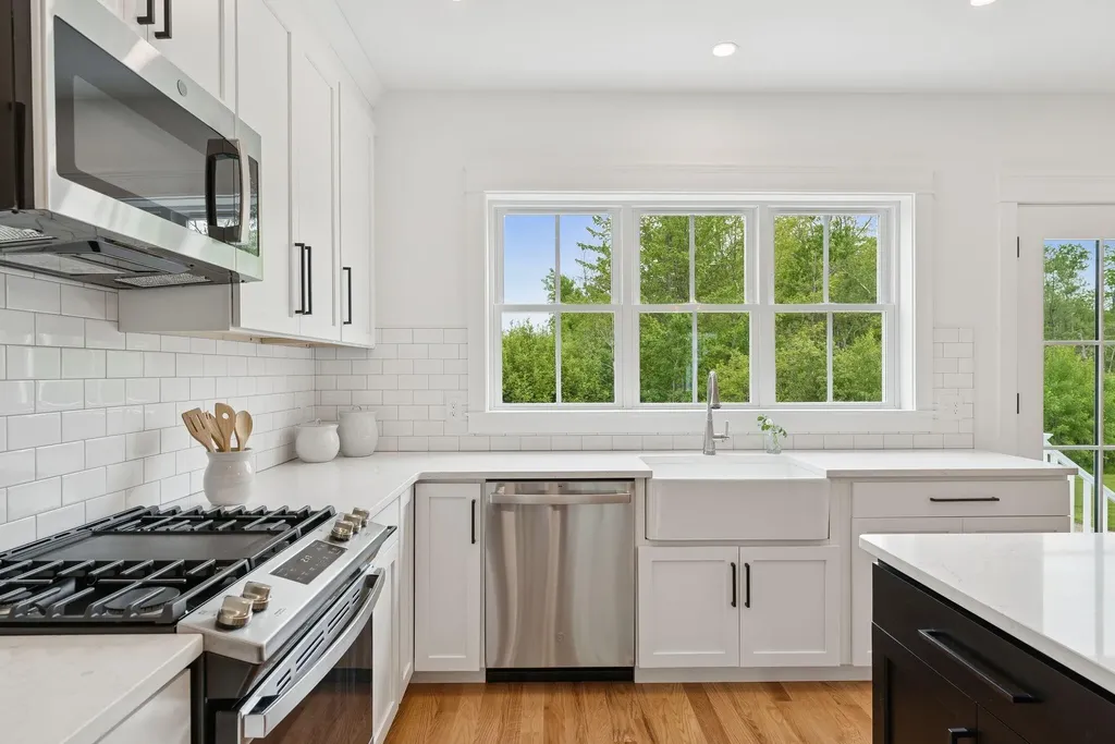 16 Holbrook Farms Way Scarborough ME 04074