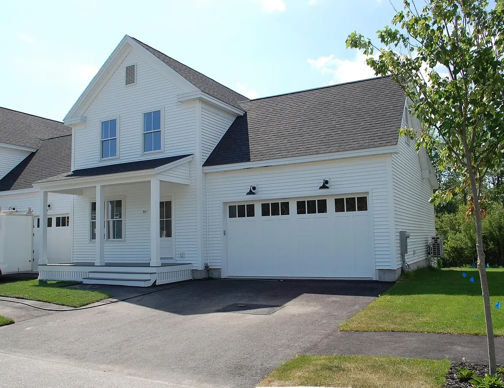 16 Holbrook Farms Way Scarborough ME 04074