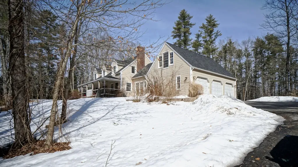 38 Hurricane Road Gorham ME 04038