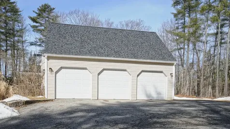 38 Hurricane Road Gorham ME 04038