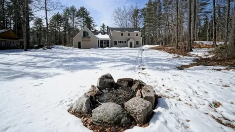 38 Hurricane Road Gorham ME 04038