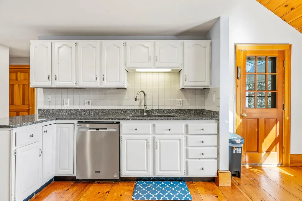 12 Foxtail Drive York ME 03909