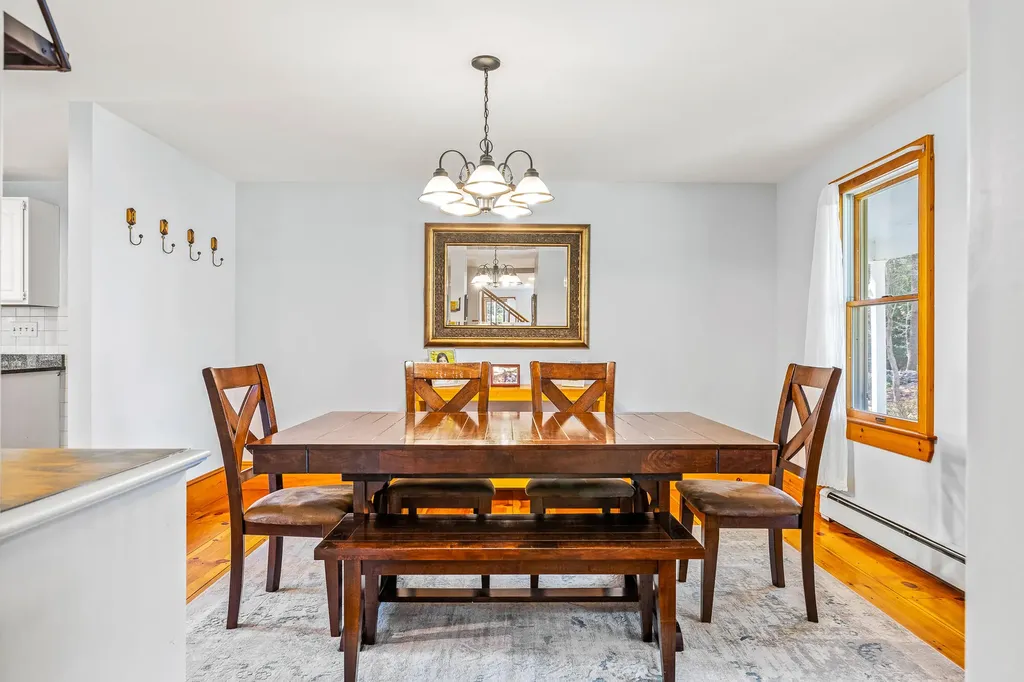 12 Foxtail Drive York ME 03909