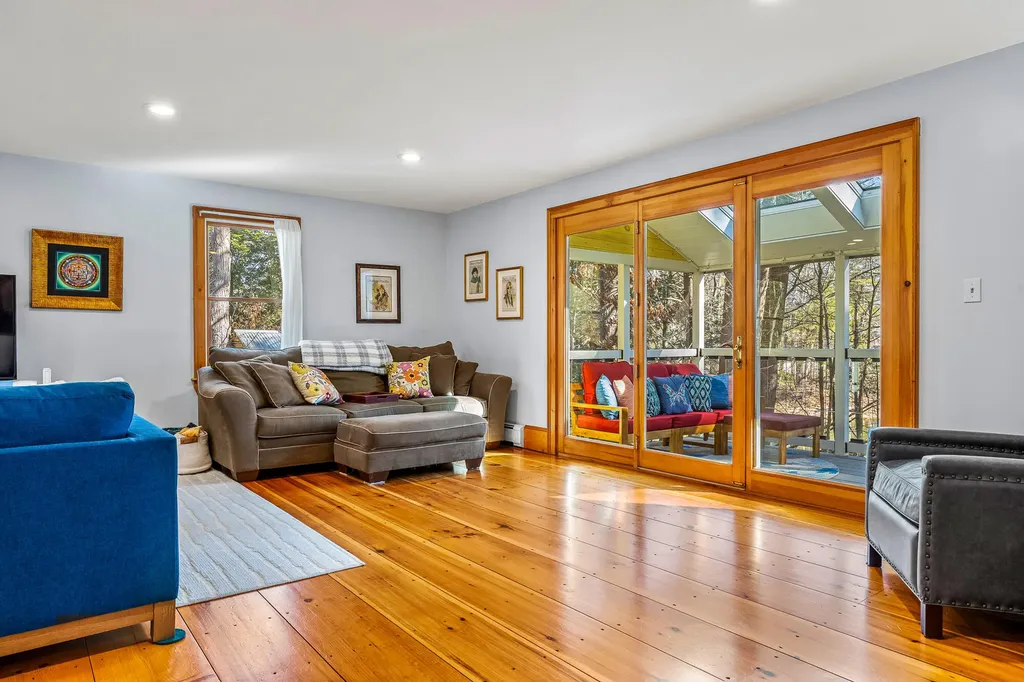 12 Foxtail Drive York ME 03909