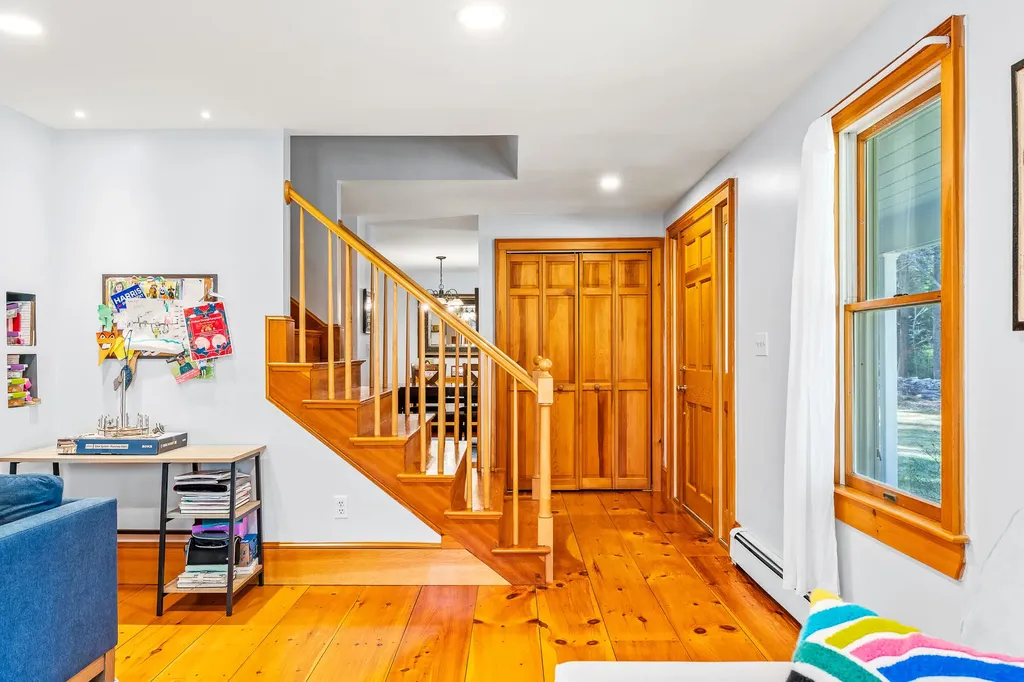 12 Foxtail Drive York ME 03909