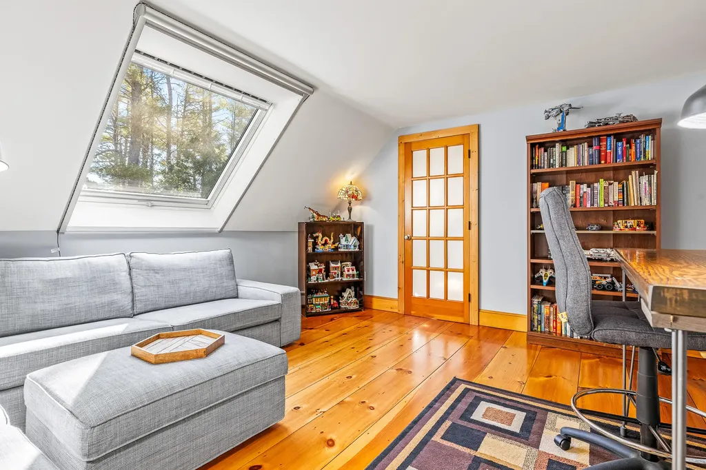 12 Foxtail Drive York ME 03909