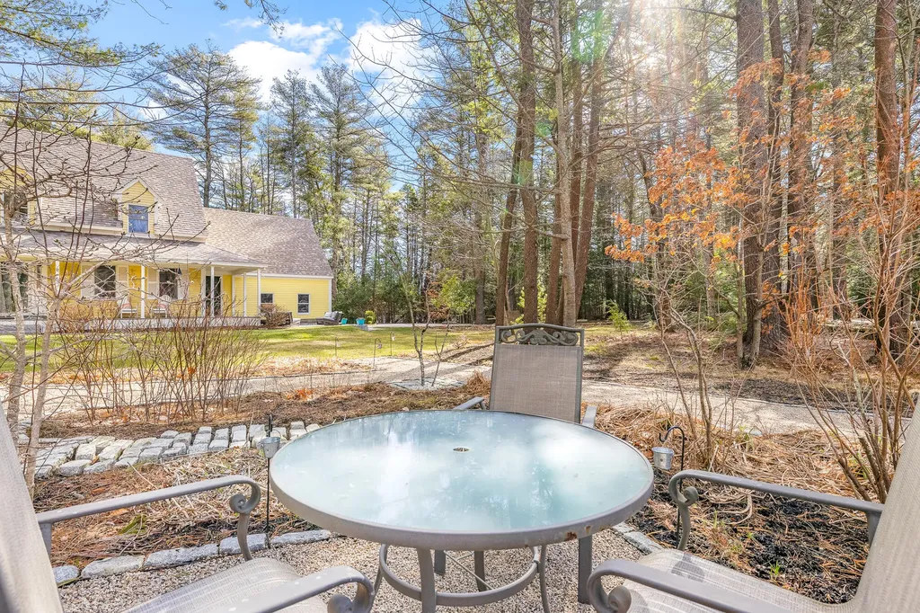 12 Foxtail Drive York ME 03909