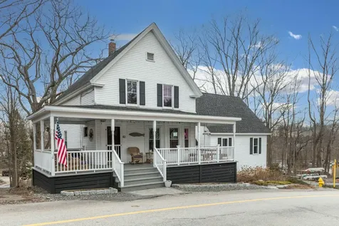 43 Love Lane Kittery ME 03904