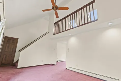 49 Old Carriage Road Auburn ME 04210