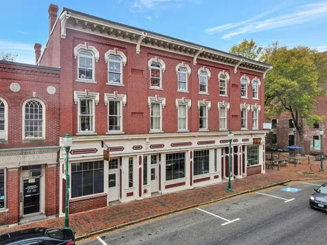 252 Water Street Gardiner ME 04345