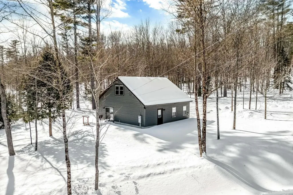 67 Poulin Drive Readfield ME 04355