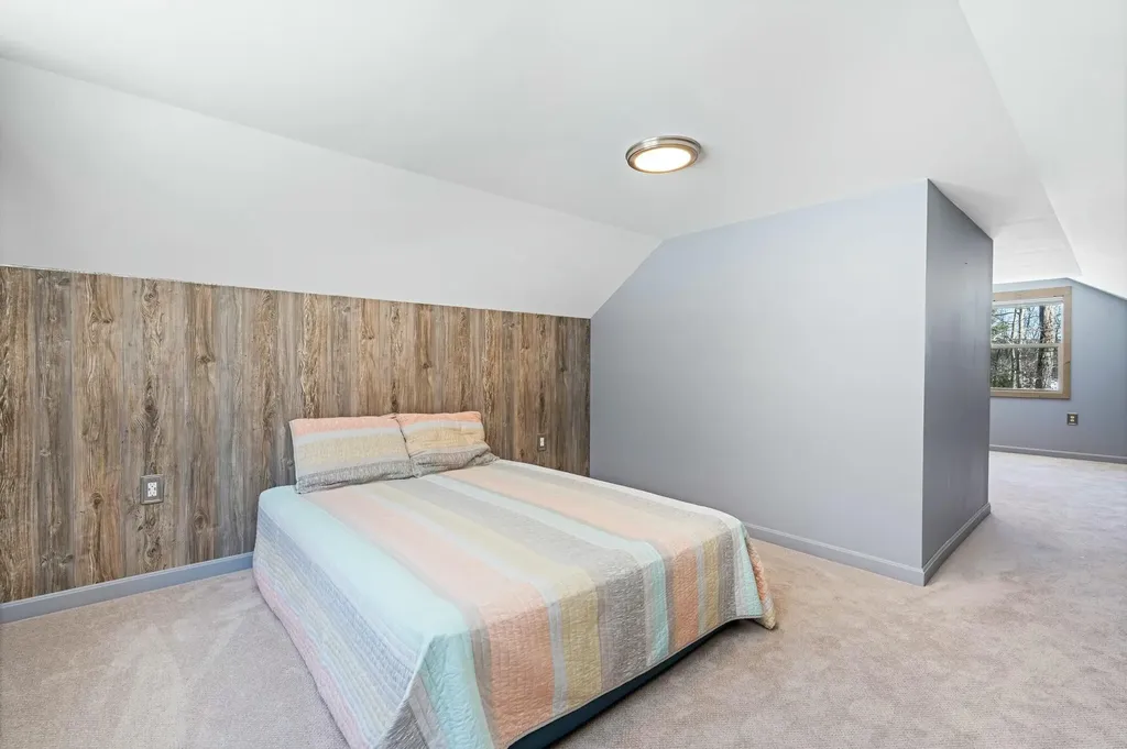 67 Poulin Drive Readfield ME 04355