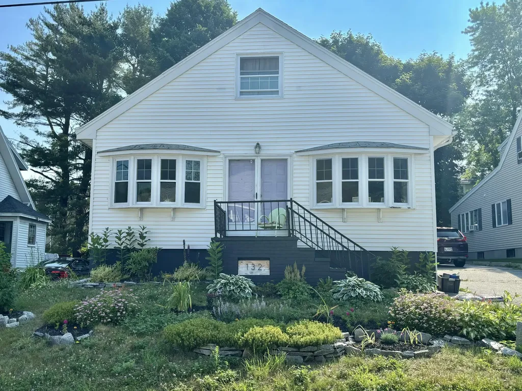 132 Walnut Street South Portland ME 04106