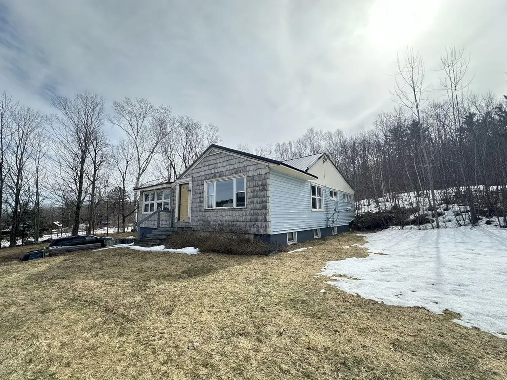 538 Us Route 2 West Wilton ME 04294