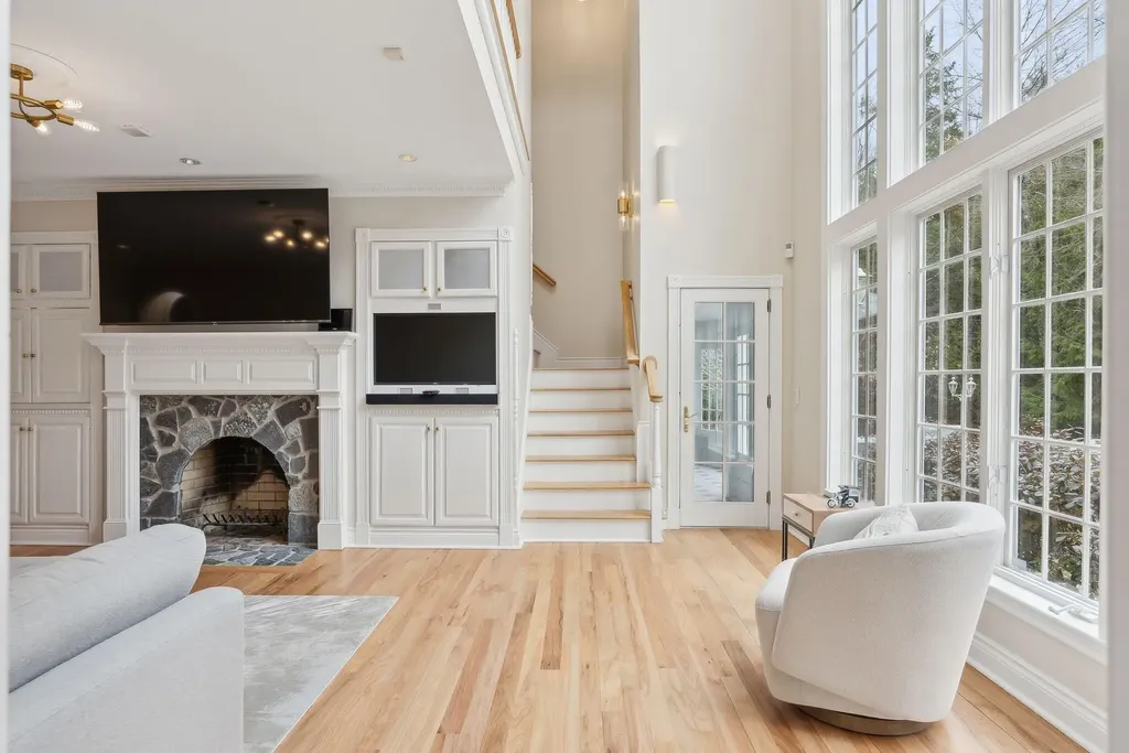 13 Streamwood Lane Falmouth ME 04105