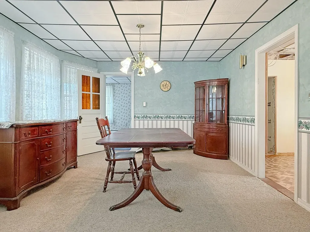 39 Washington Street Rumford ME 04276
