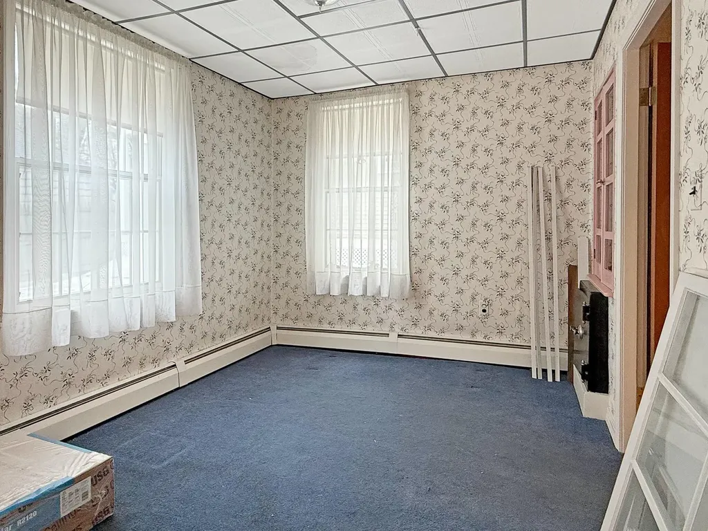 39 Washington Street Rumford ME 04276