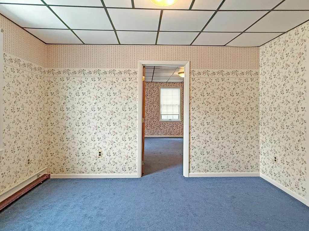 39 Washington Street Rumford ME 04276